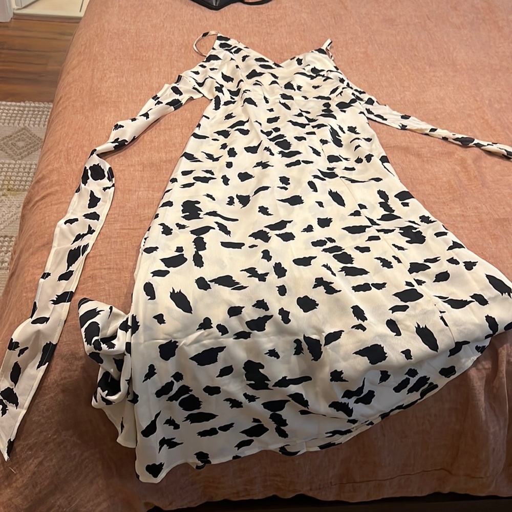 Black/ white Souk and Sepia satin dress